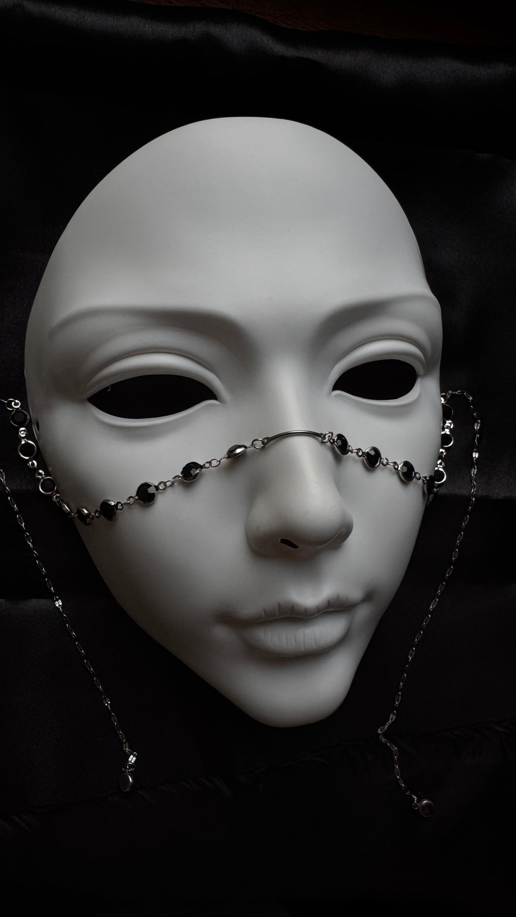 Silver Bead Chain Face Jewelry with Drop Earrings – Unisex